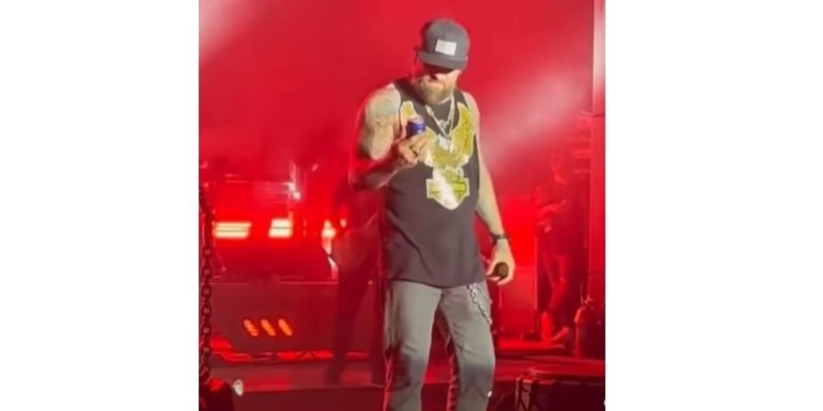 NextImg:Yet another country star slams Bud Light: 'Yeah, f*** that'