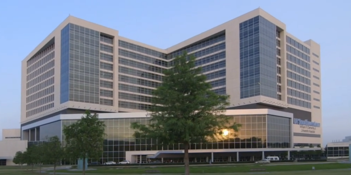 NextImg:UT Southwestern teaching med students that 'gender is independent' of chromosomes and is a 'societal construct'