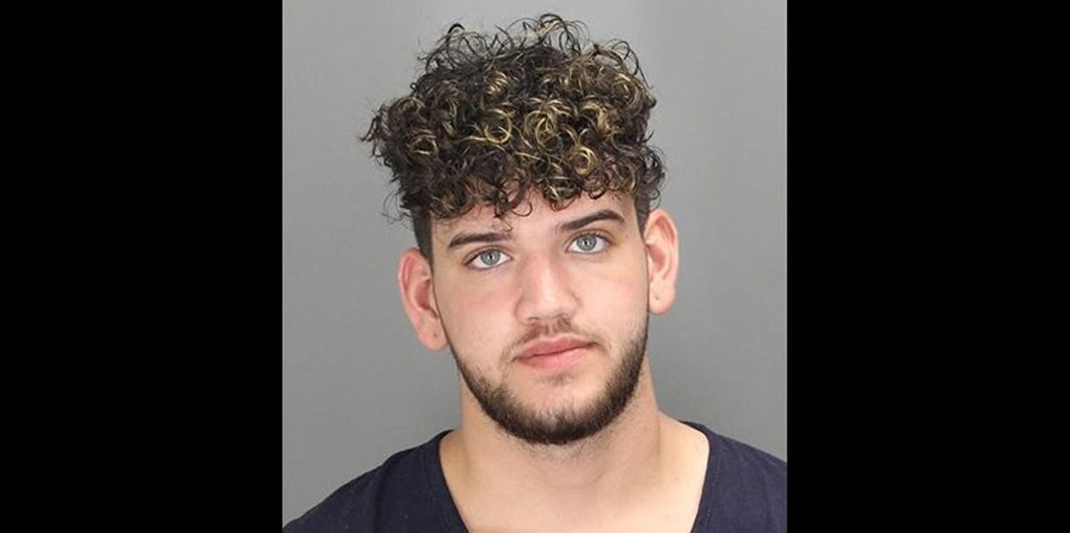 NextImg:18-year-old charged with impersonating police after pulling over a real cop