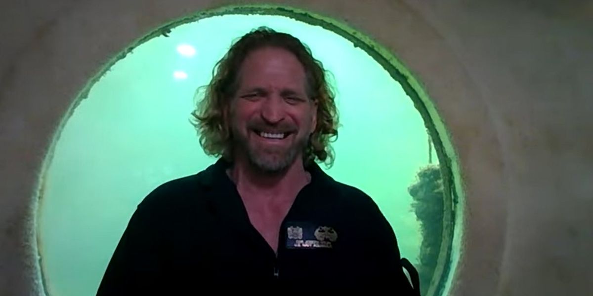 NextImg:Retired Navy commander living under the sea as part of 100-day experiment to test high-pressure environments on human body, become 'superhuman'