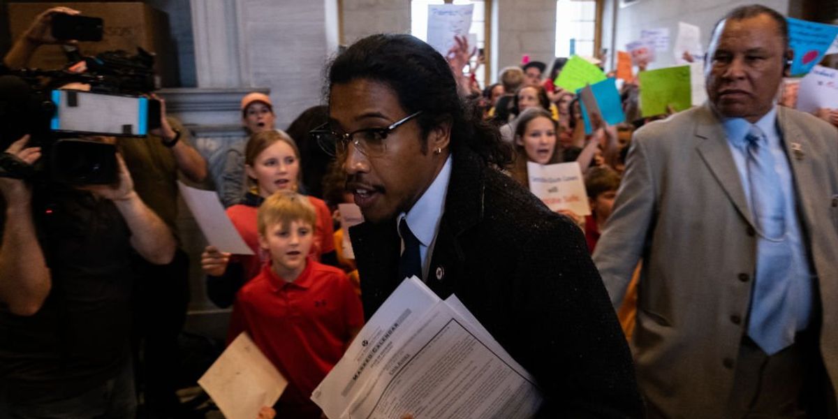 NextImg:Protesters descend on the Tennessee Capitol again amid vote to expel Dem lawmakers who disrupted House floor proceedings