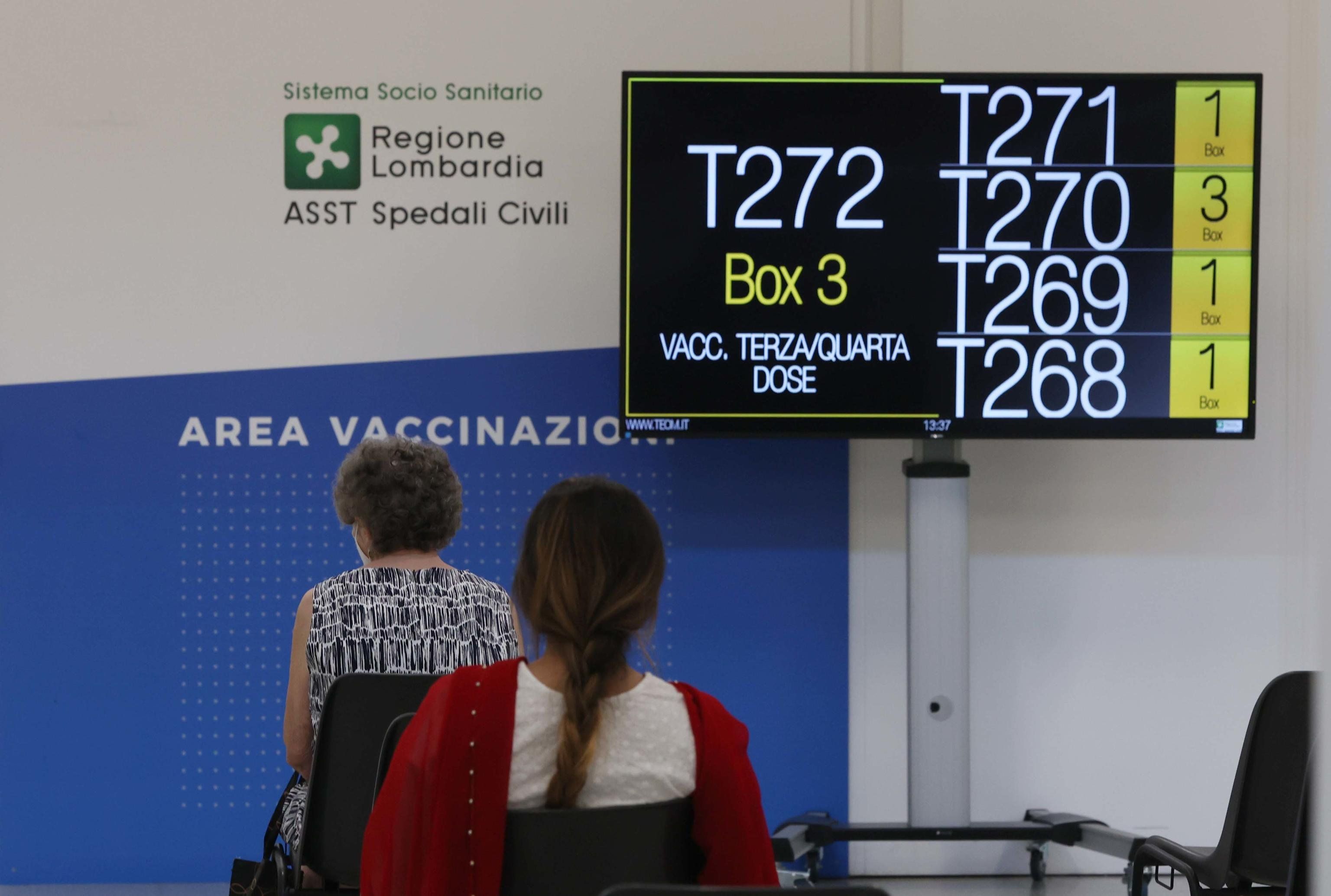 Campagna vaccinale come «valore etico»: ricatto per ottenere il controllo sociale