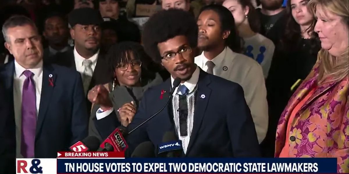 NextImg:Tennessee GOP accused of racism after expelling two black lawmakers