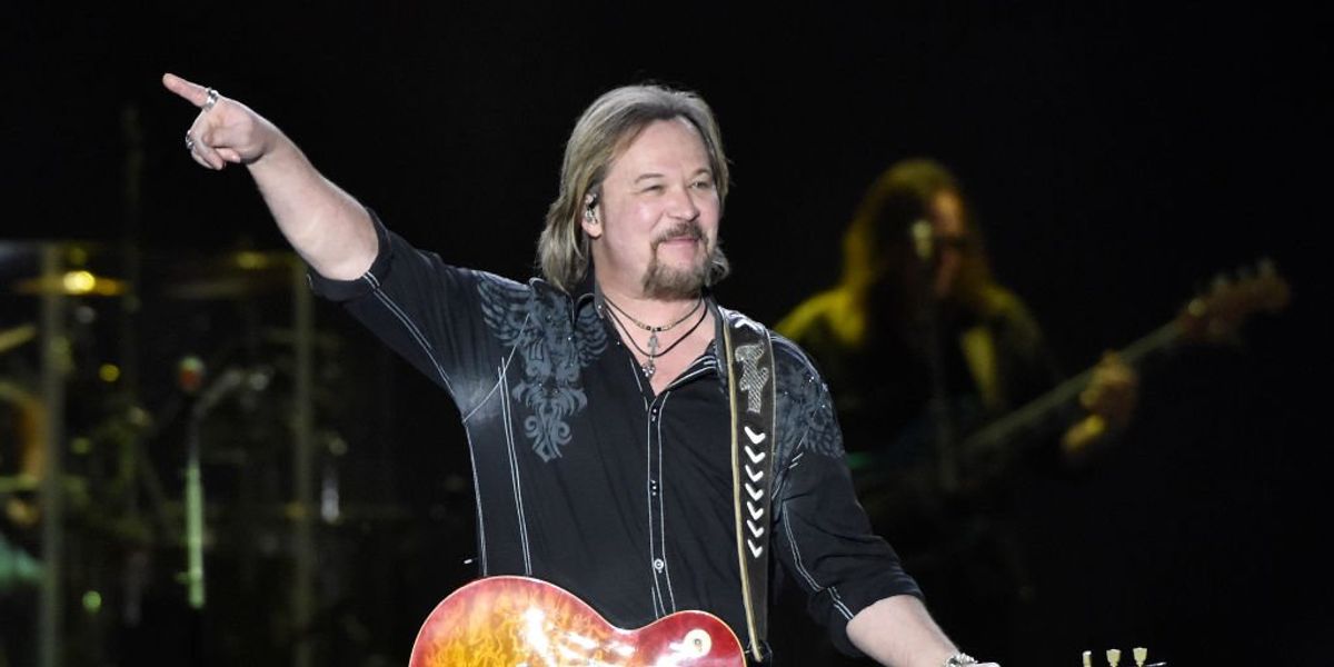 NextImg:At least 1 Chicago police officer seems to agree with Travis Tritt's boycott of Anheuser-Busch over the company's transgender activism — sparking internal affairs investigation