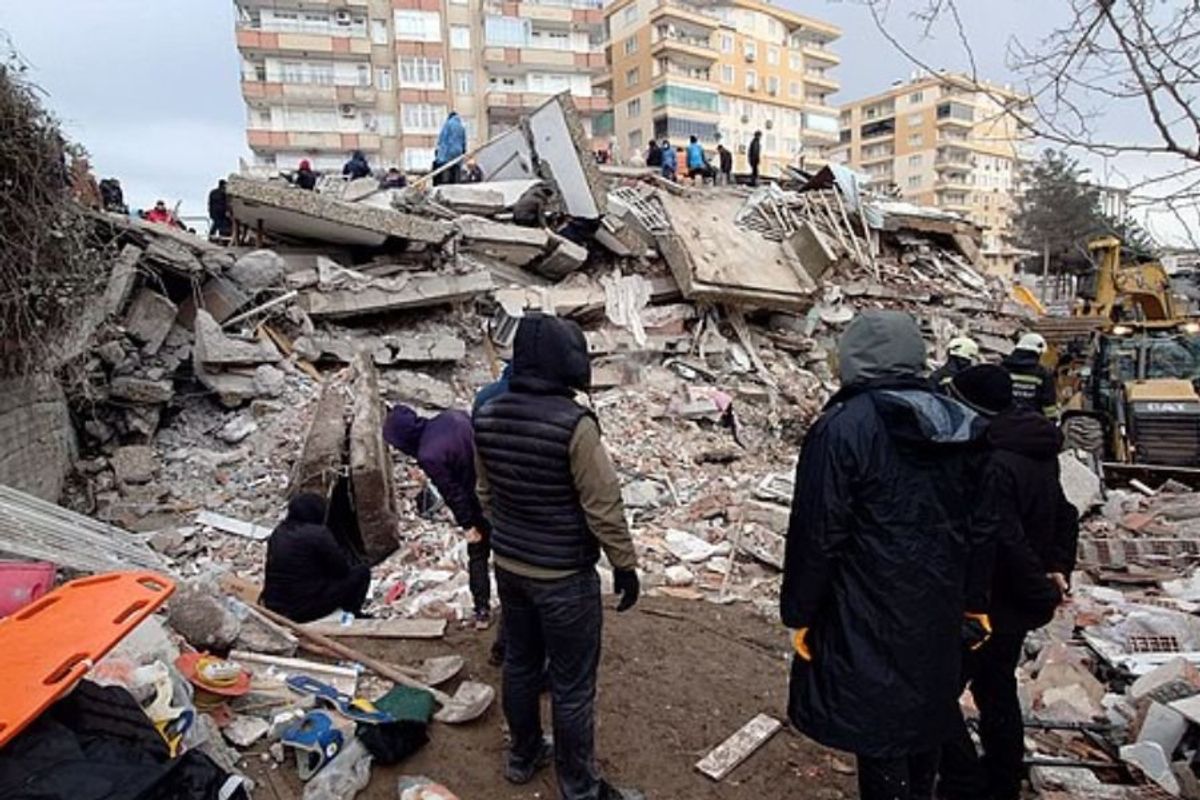 2023 Turkey earthquake rubble