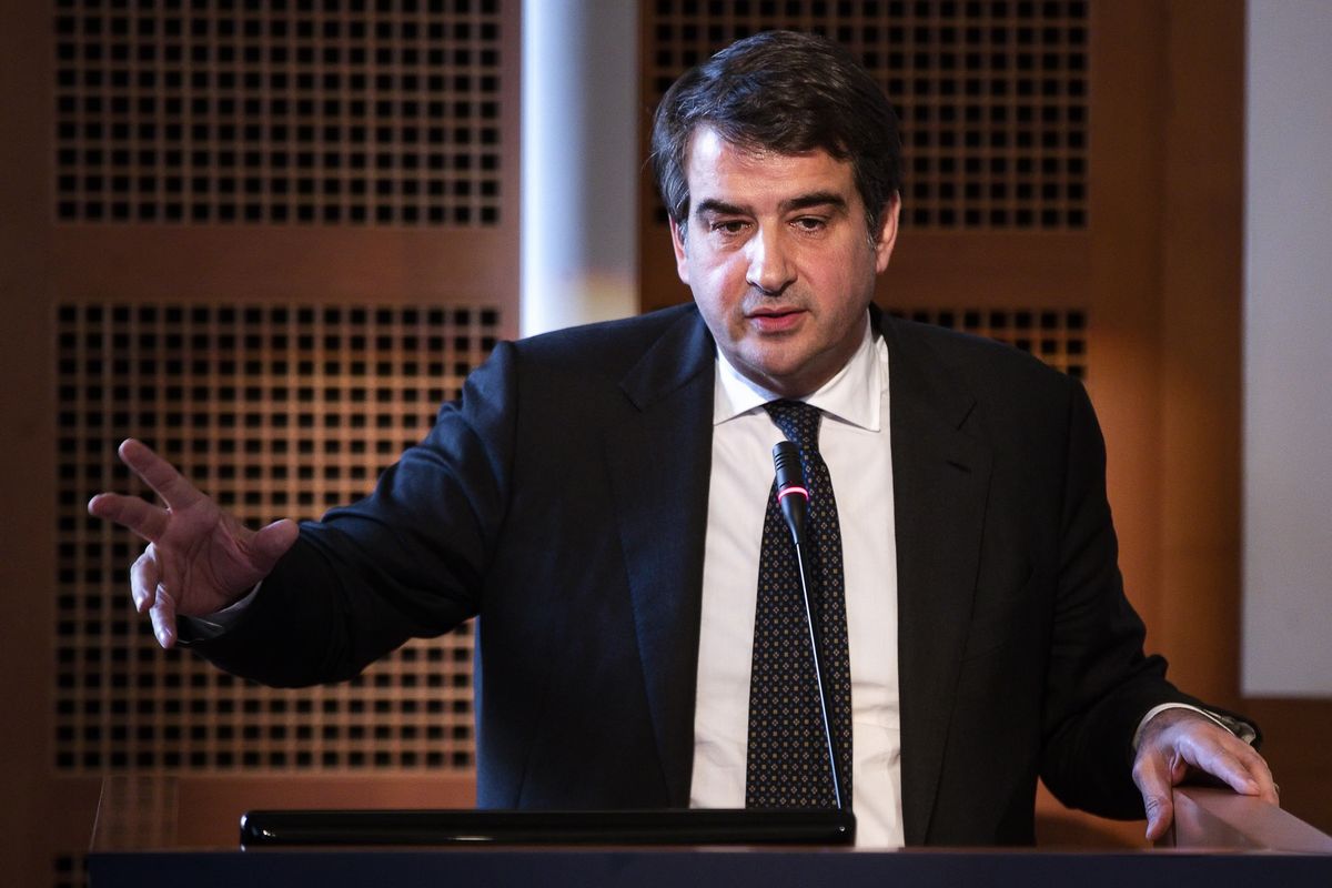 Ennesima bocciatura del piano Ue: «Quasi impossibile spendere i fondi del Pnrr»