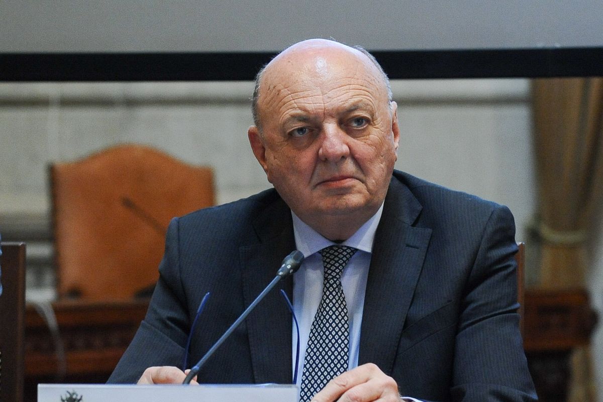 Cortocircuito Italia: vota sì alla botta green