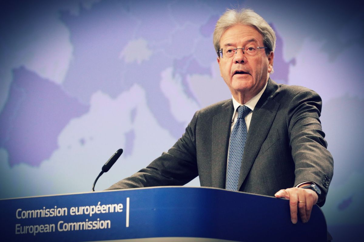 L’offensiva degli eurosocialisti punta a rinchiudere l’Italia in un angolo