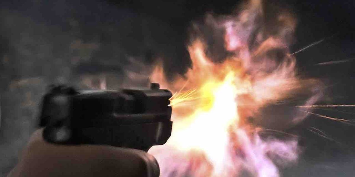 NextImg:Armed, would-be robber apparently picks wrong victim — a guy with his own gun who turns the tables and blows away alleged perp