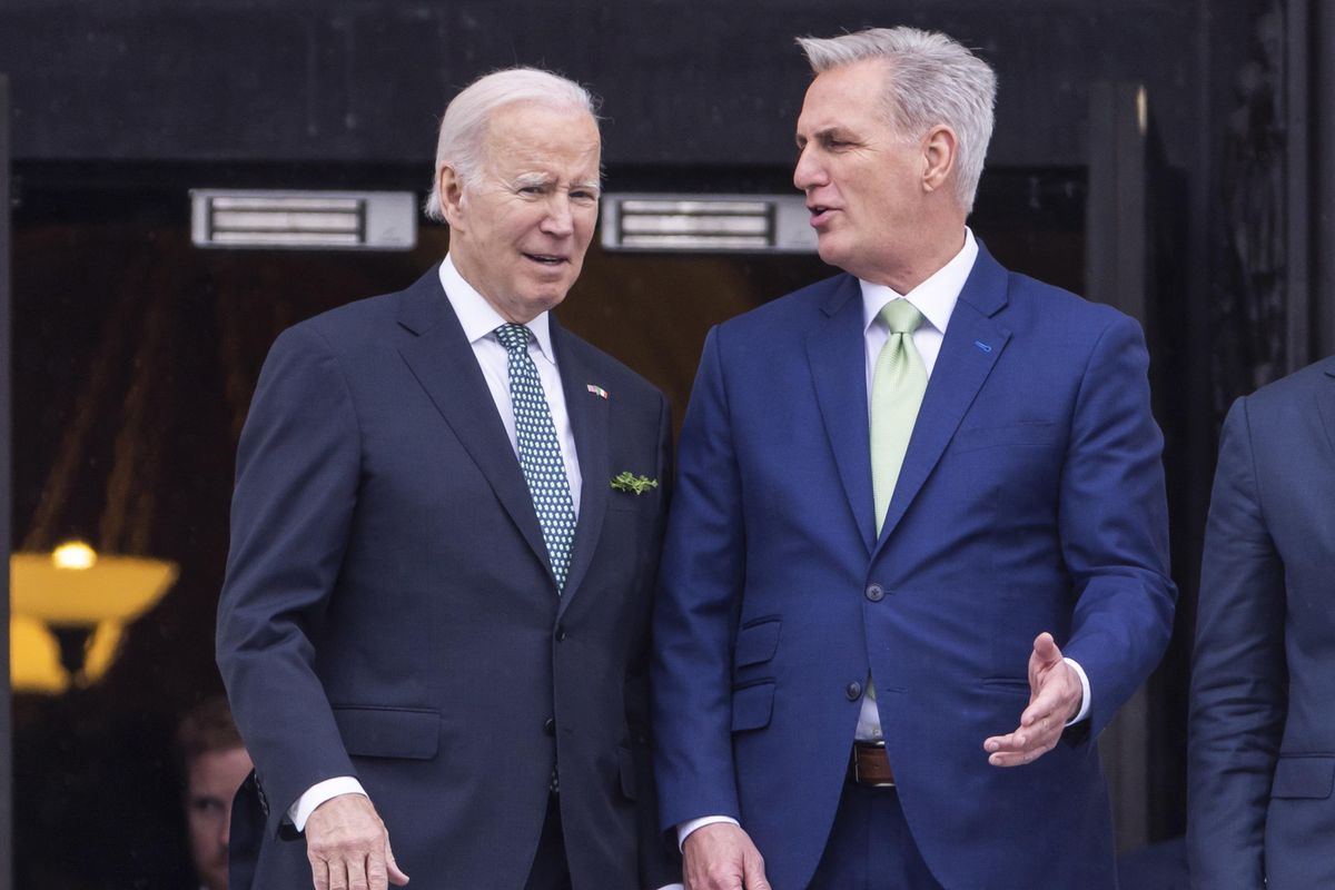 È braccio di ferro negli Usa sul tetto del debito