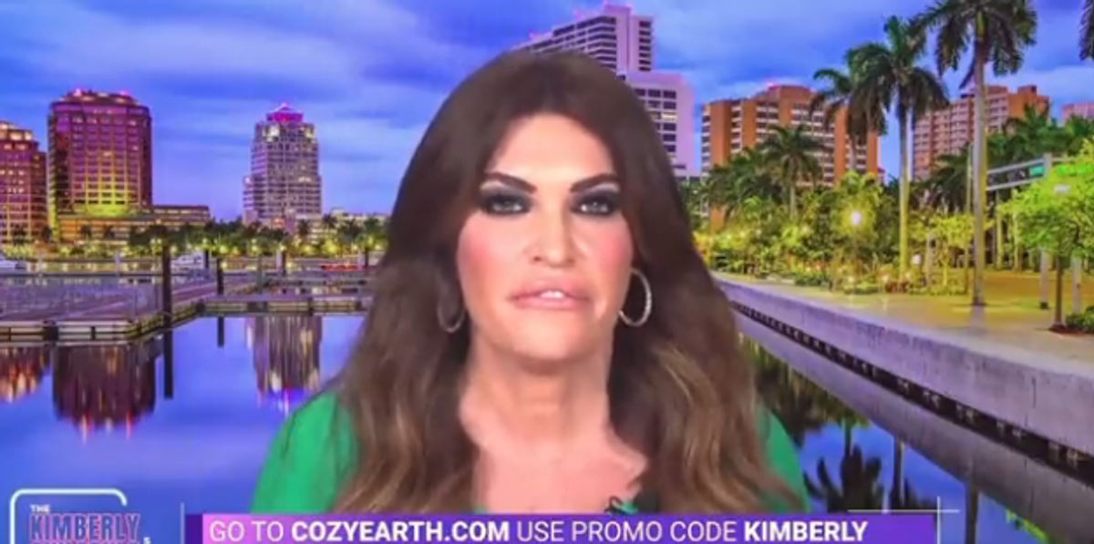 Kimberly Guilfoyle, StinkHair McMoist Don Jr. Gibi Vücutlarla Uyuduğu İçin Şimdi Çarşaf Satıyor.