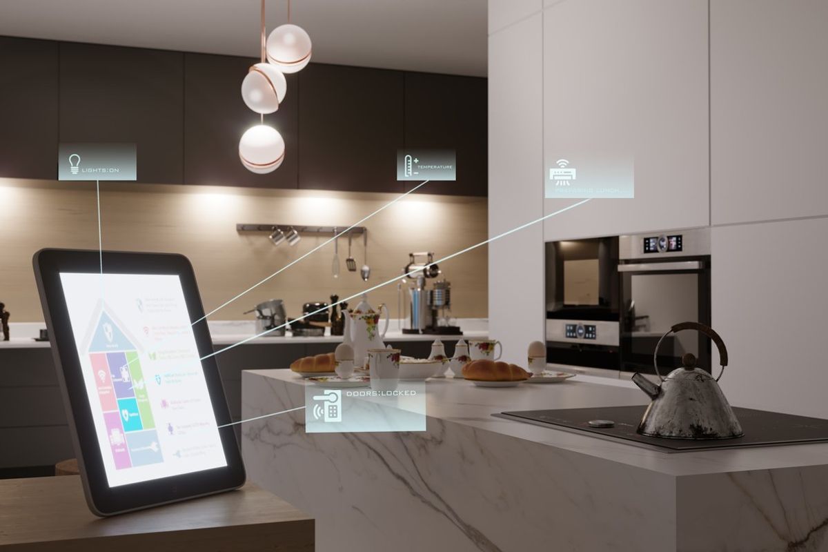 a photo of a smart home kitchen