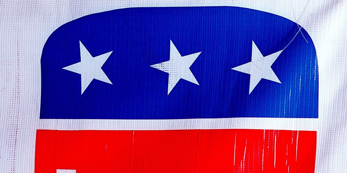 NextImg:Vermont's Republican governor signs bill to nix residency requirement for assisted suicide