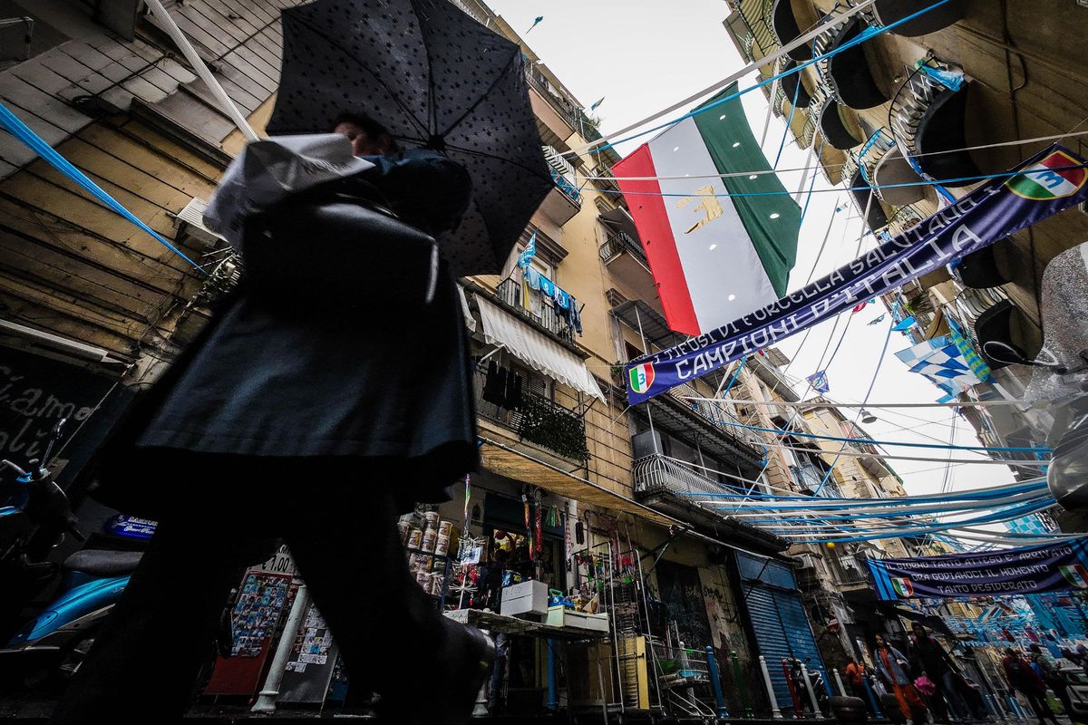 Resse e niente mezzi. Pure senza scudetto Napoli è andata in tilt