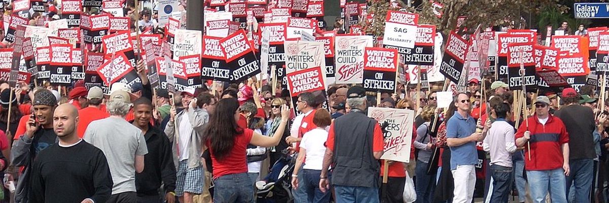 Image from the 2007 Writers Guild of America Strike. Source: Wikimedia Commons.