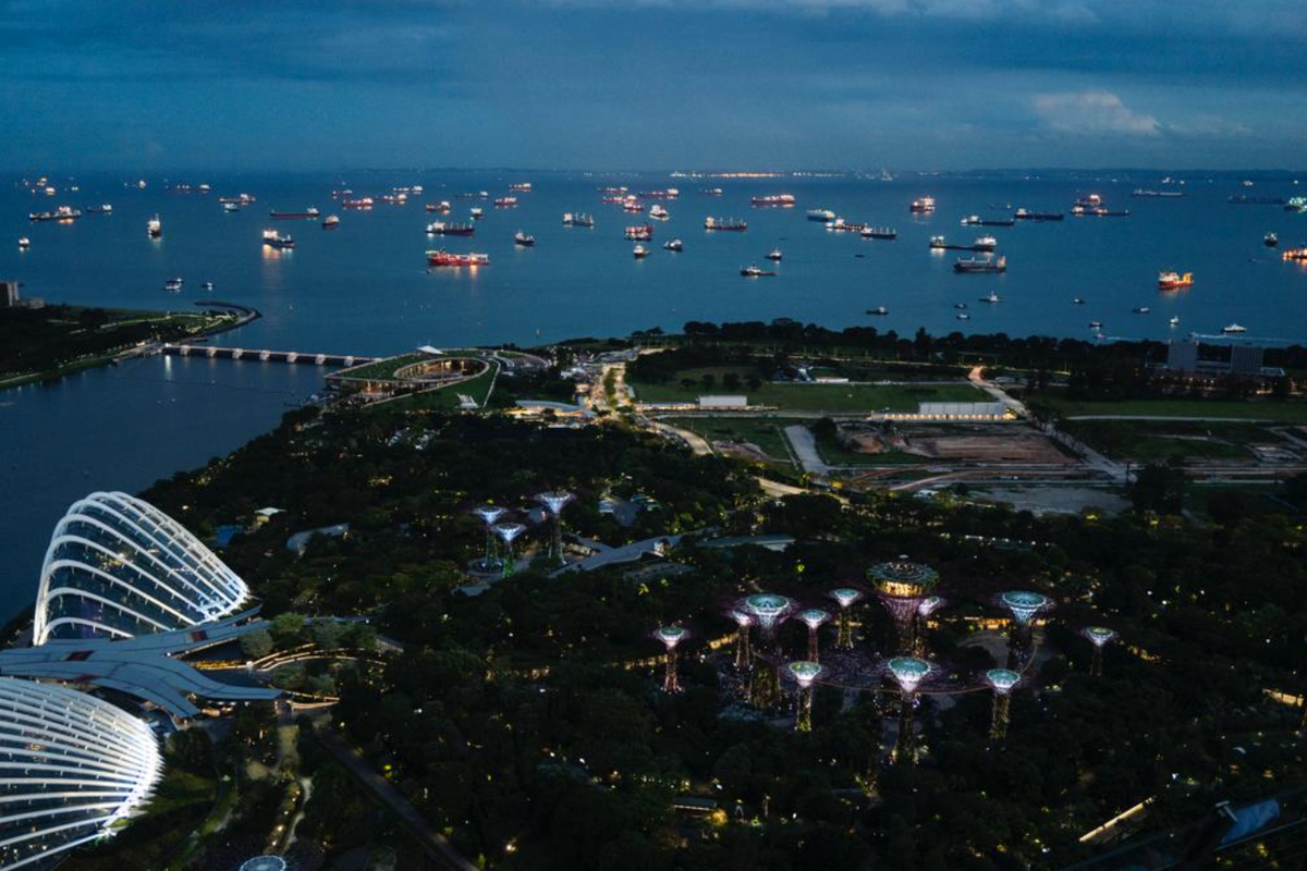 A Singapore per immortalare «NeWater»: il nuovo scatto sostenibile di Guindani per Banca Generali