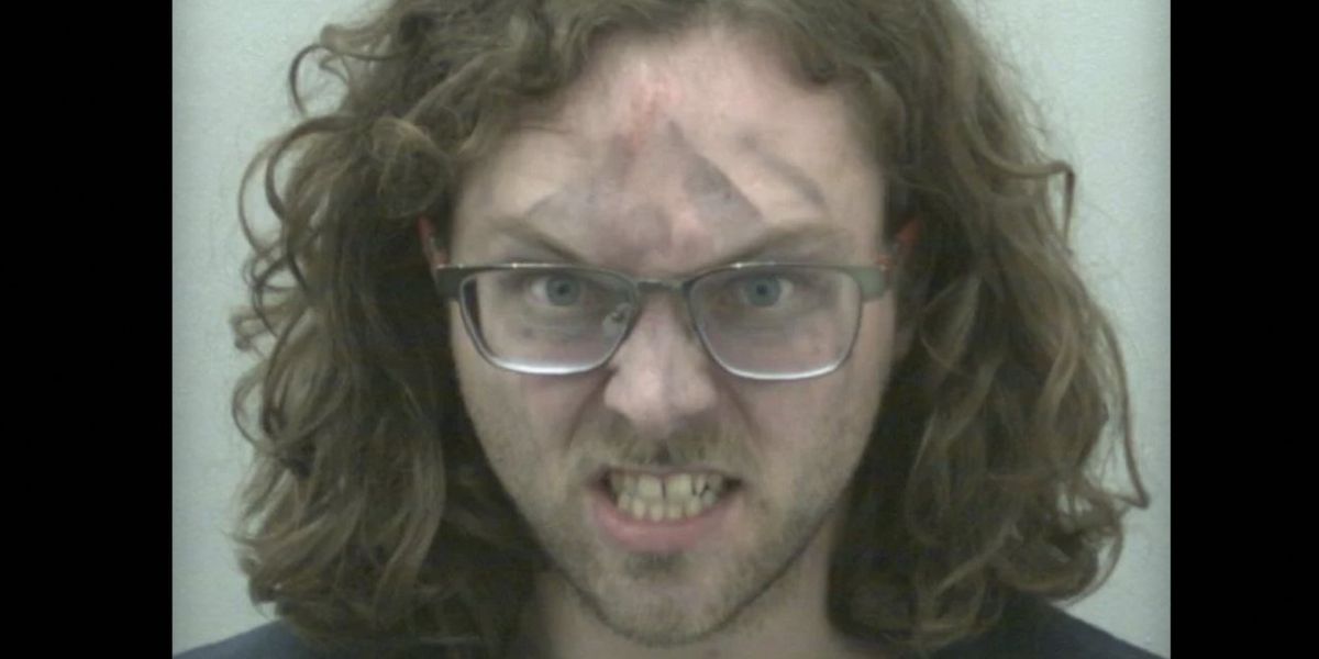 NextImg:Thug allegedly tells state trooper he 'kills cops,' threatens to kill trooper, drives over 100 mph in police chase, pulls knife on officers