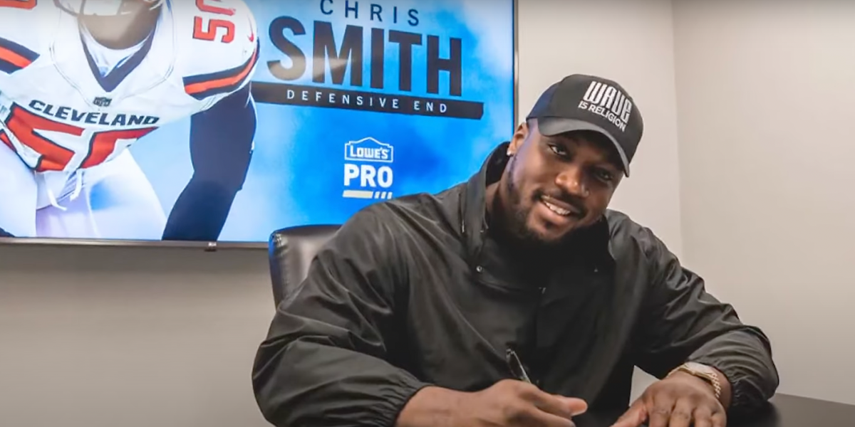 NextImg:Former NFL player Chris Smith dead at 31