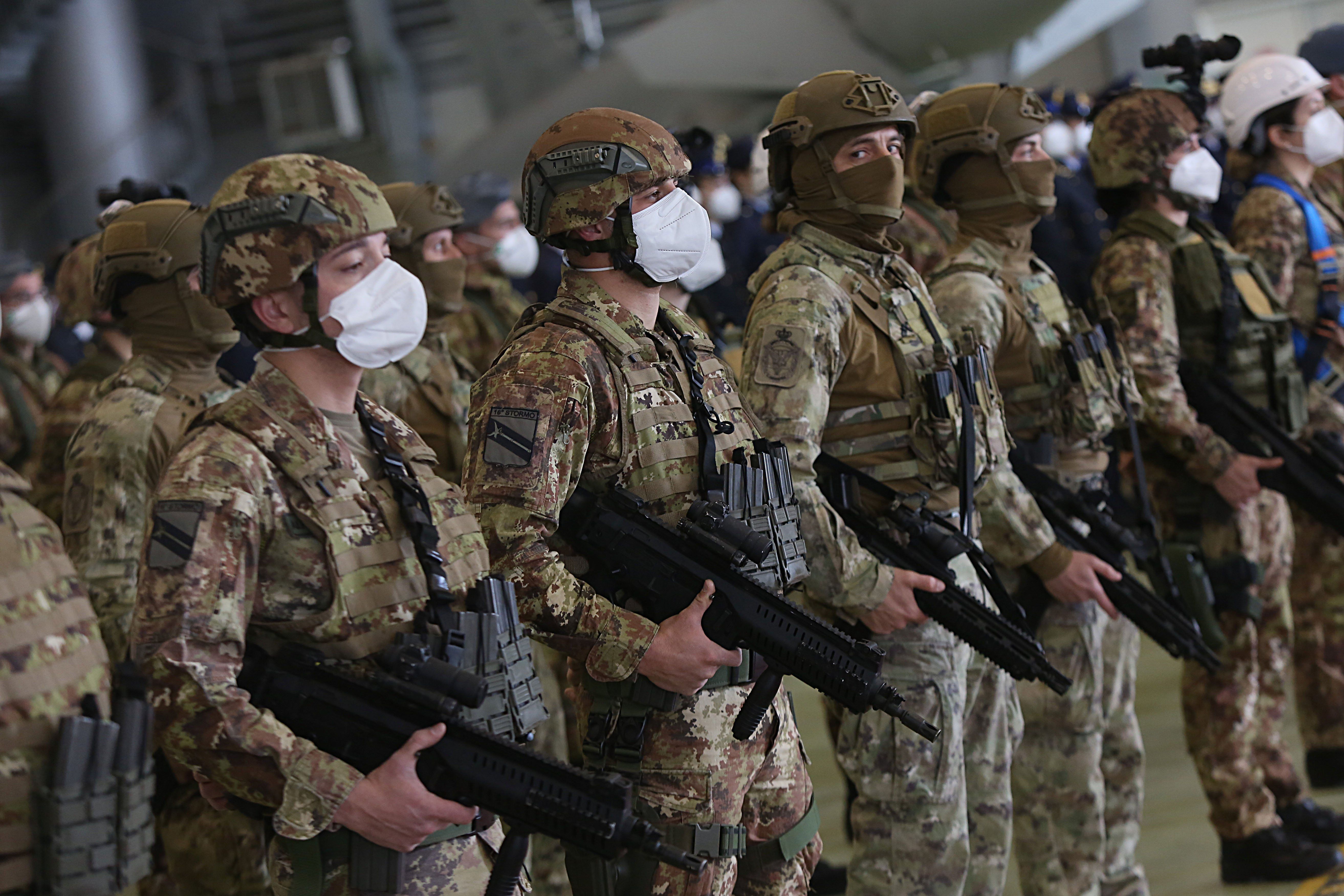 Militare rifiutò il bavaglio: inquisito