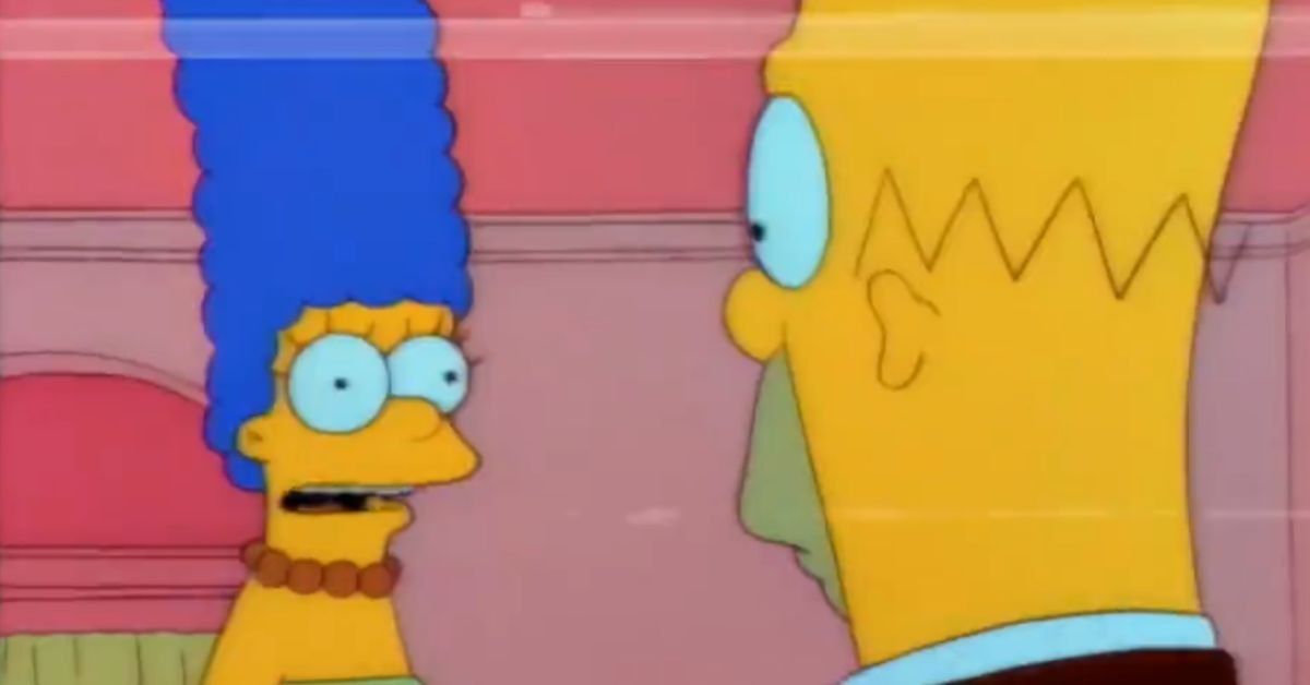 Screenshot of Marge and Homer Simpson
