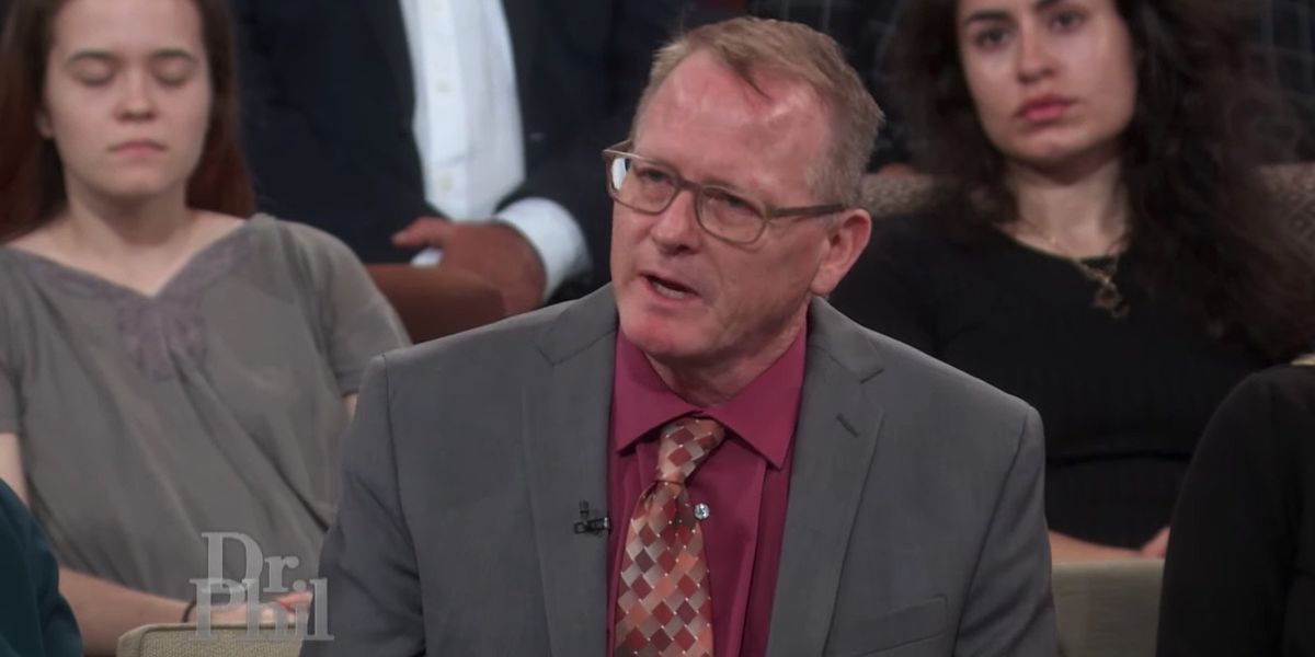 Professor refuses to back down on ‘Dr. Phil’, defends biological sex science as he confronts trans activists Professor refuses to back down on ‘Dr. Phil’, defends biological sex science as he confronts trans activists