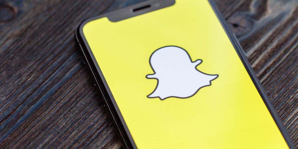 People Hate Snapchat's New AI Chat Bot