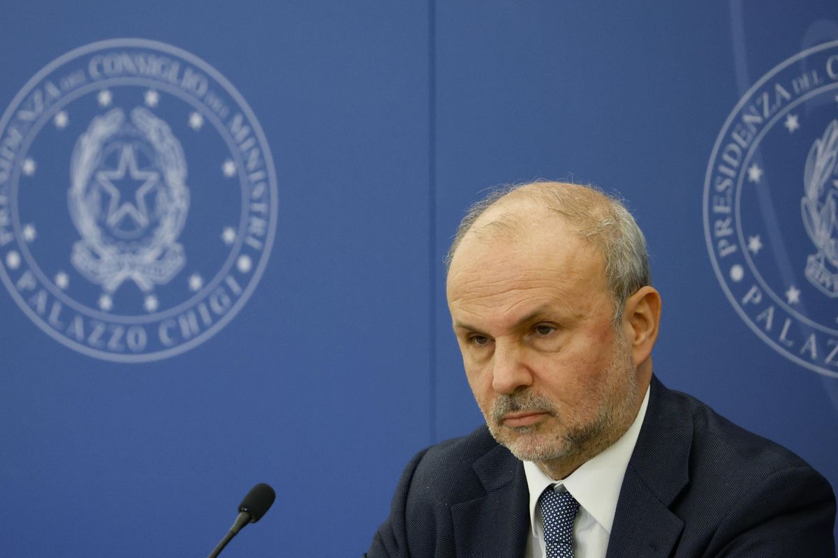 Se il ministero tace sulla pillola, acconsente