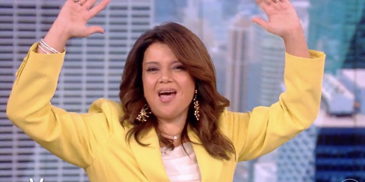 NextImg:Video: All-smiles Ana Navarro of 'The View' sings 'Na Na Hey Hey Kiss Him Goodbye' over Tucker Carlson's exit from Fox News