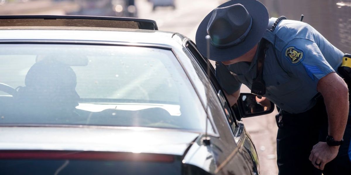 NextImg:Los Angeles proposes that unarmed civilians enforce traffic laws instead of police officers