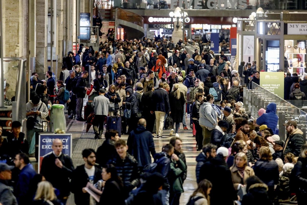 Elogio della vita dei pendolari che han fatto il miracolo economico