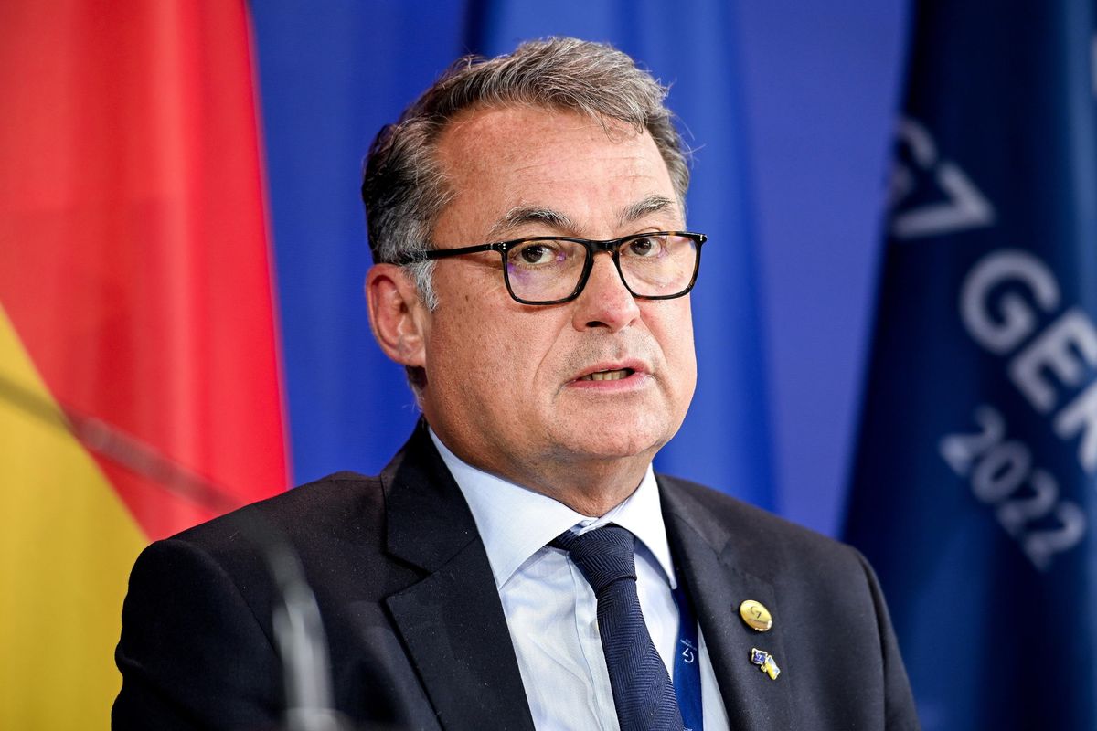 Se la Bce non smette di alzare i tassi  sotto una tenda ci finiranno in tanti