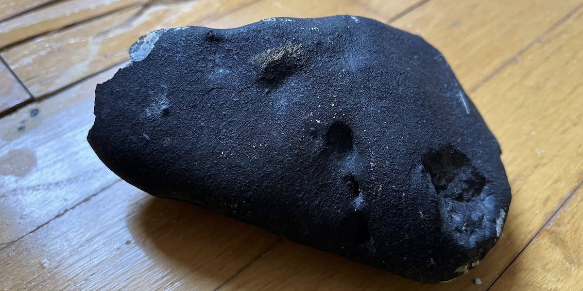 NextImg:Close encounter: No one's inside NJ home when meteorite crashes through it; woman walks in minutes later and asks, 'What in the world has happened here?'