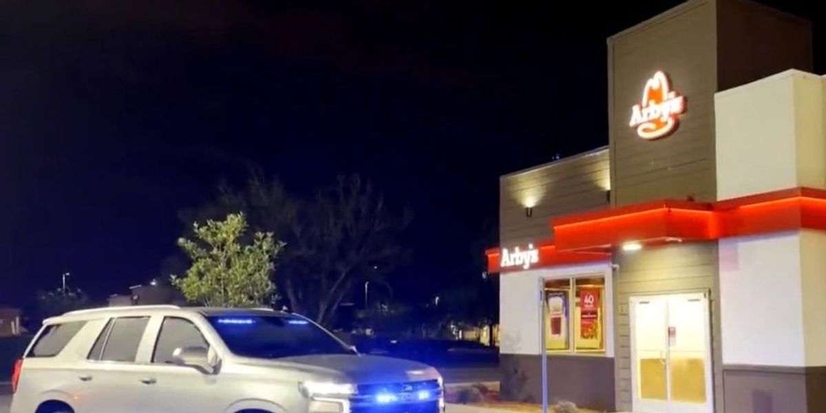NextImg:Arby's employee found dead in store freezer
