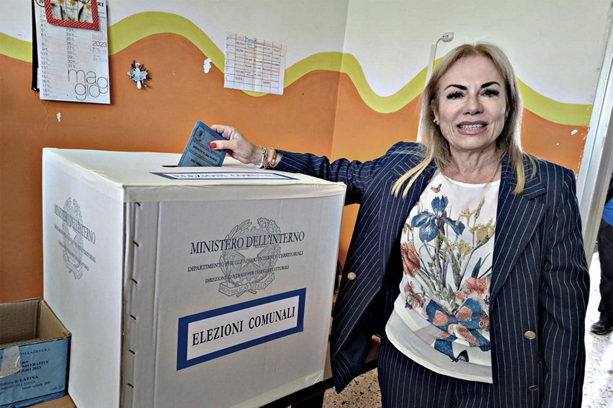 La destra avanti in attesa del secondo round