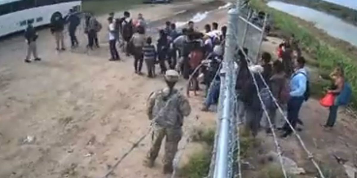NextImg:US soldier opened border gate for illegal migrants, Fox News national correspondent reports