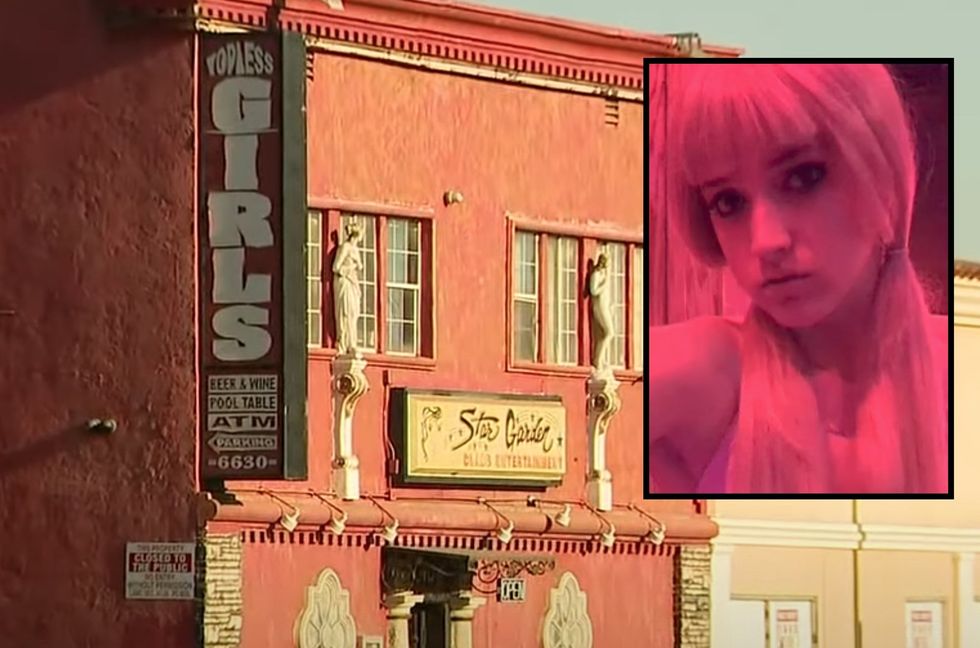Hollywood topless dancers to become only unionized strippers in the US: ‘We demand to be treated with basic dignity and respect’ Hollywood topless dancers to become only unionized strippers in the US: ‘We demand to be treated with basic dignity and respect’