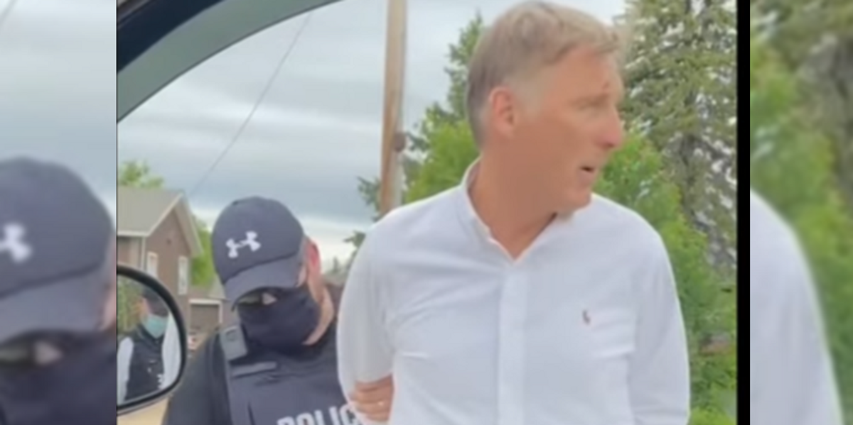 NextImg:'Proud' politician Maxime Bernier, who broke Canadian COVID lockdown rules by hosting freedom rallies, jokes about his $2,000 fine: 'I should have done it in a Walmart'