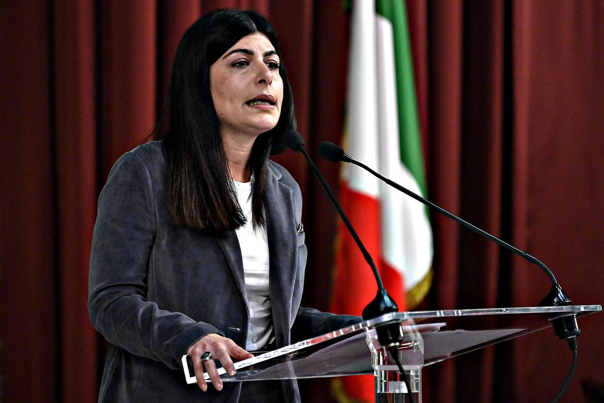 La sinistra grazia i terroristi rossi ma se la prende con la Colosimo