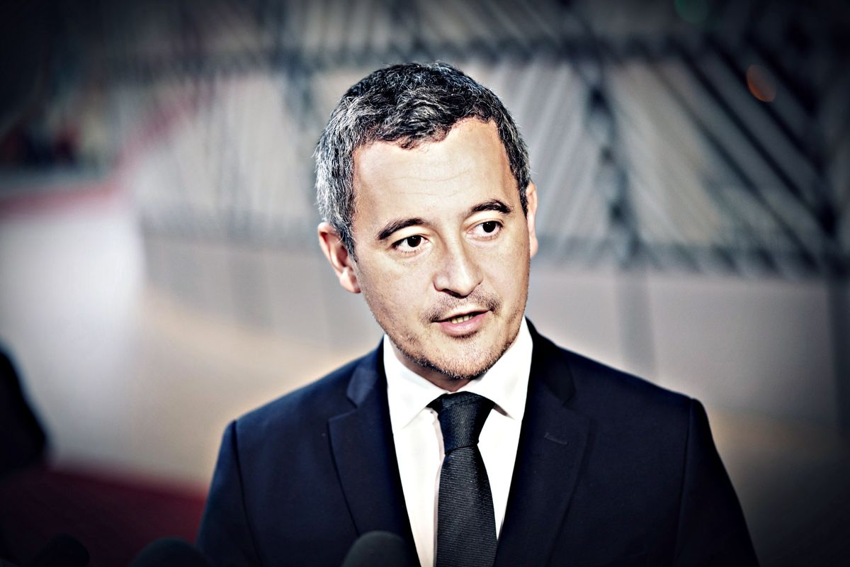 Parigi insulta ancora sui migranti
