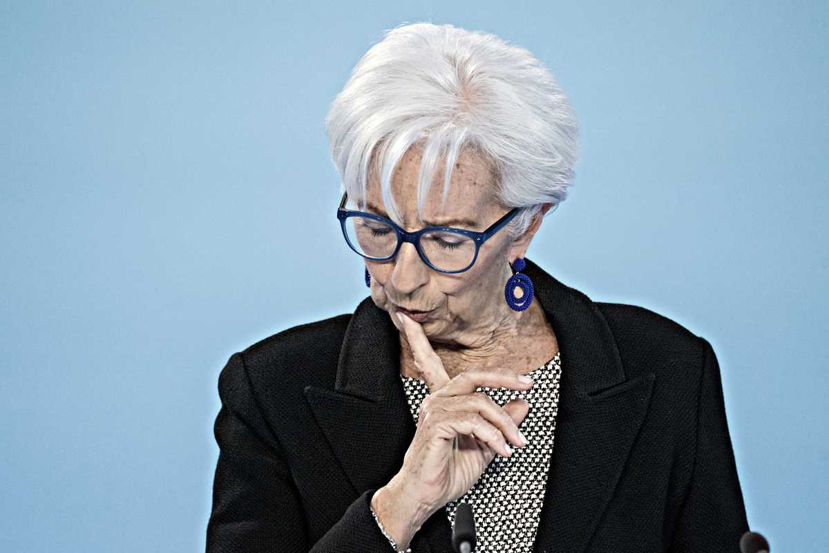 La Lagarde aumenta ancora i tassi e chiede di non aiutare più le famiglie