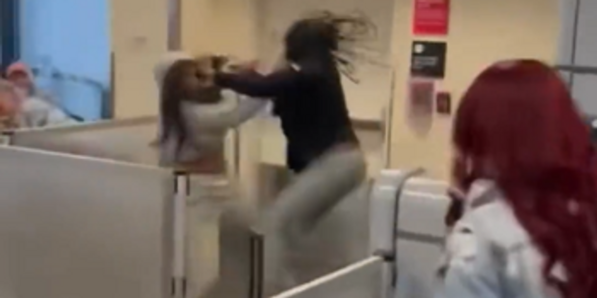 Video of Spirit Airlines fight at Atlanta airport