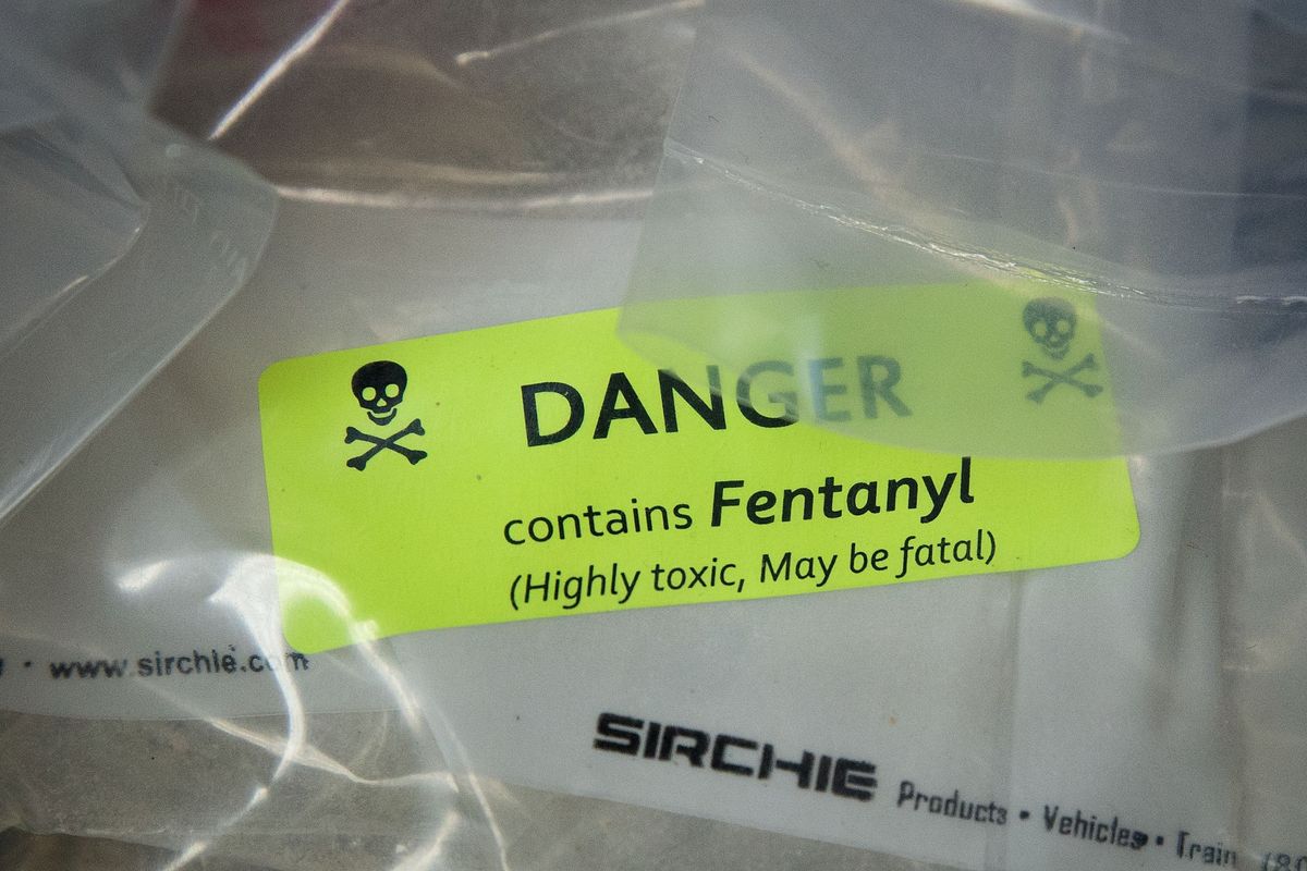 Negli Usa 288 arresti nella più grande operazione internazionale contro il traffico di fentanyl e oppioidi