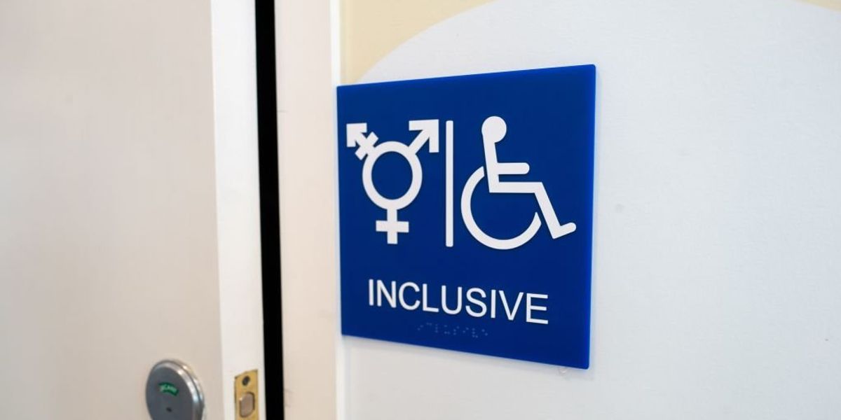 NextImg:Transvestite cleared of exposing his genitals to women at Ohio YMCA after judge ruled his fat played a concealing role