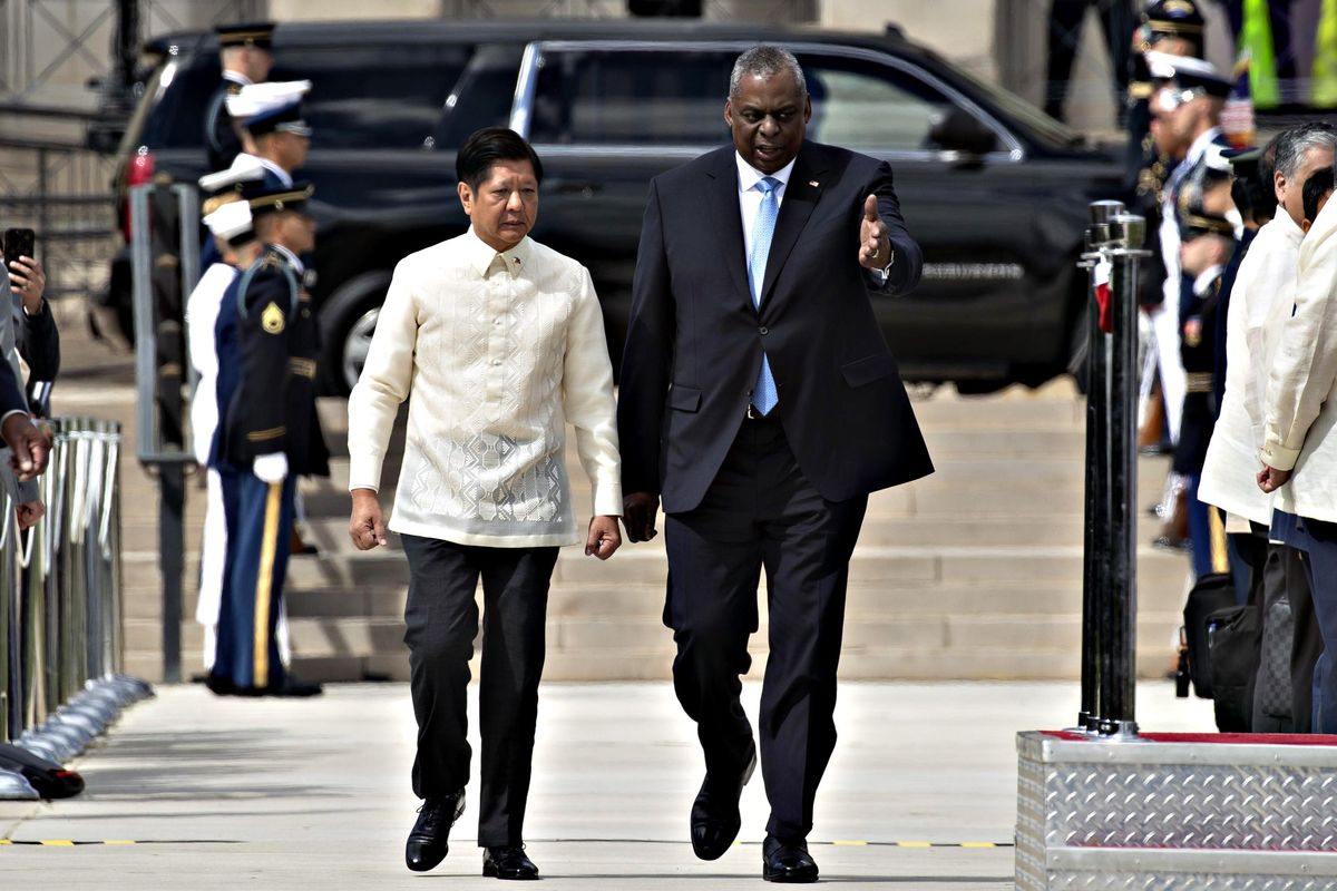 Le Filippine stringono il patto anti Cina con Washington