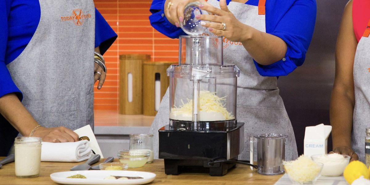 NextImg:Winner of women's 7K race in Spain offered food processor as prize — and nation's secretary of state for equality gets a little testy