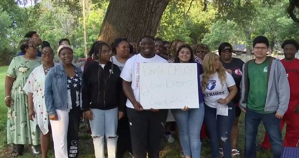 Texas high school delays graduation because just 5 seniors currently qualify for it
