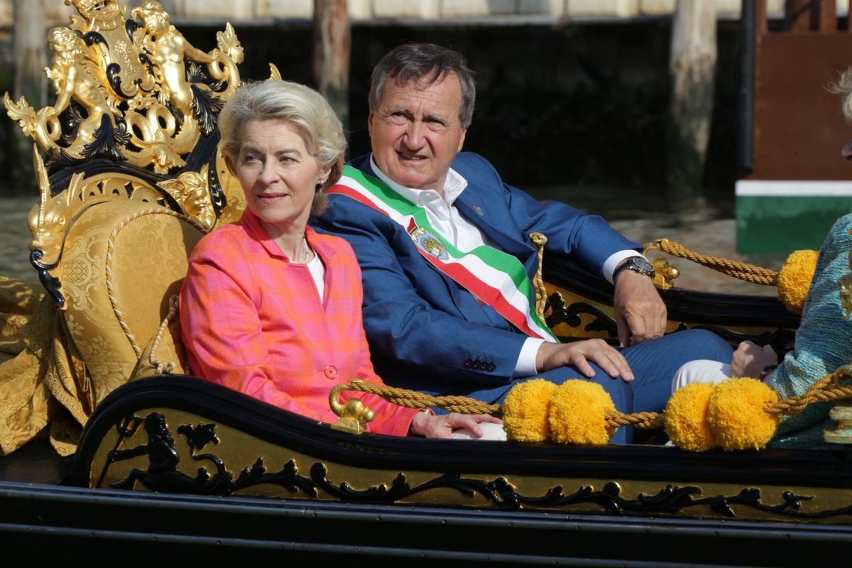 Ora Ursula insulta le vittime: «Più verde sul Po e meno dighe»