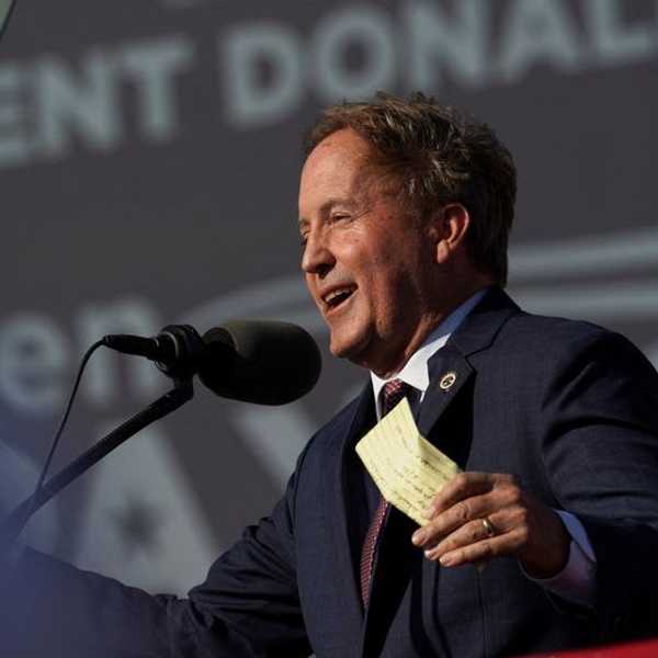 Ken Paxton