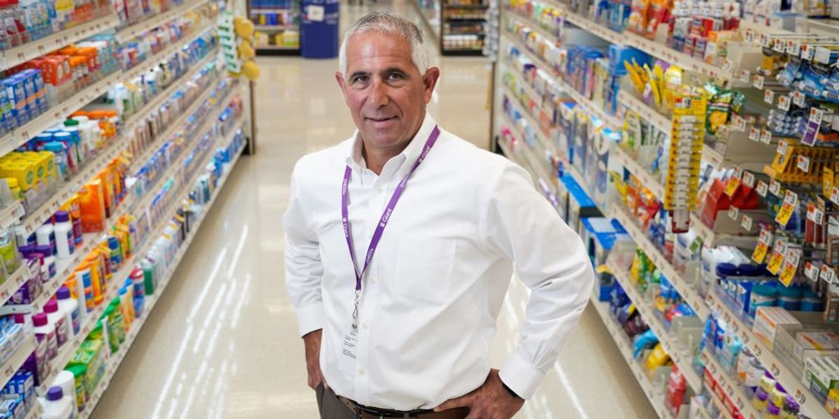 NextImg:Grocery chain president says theft and violence have increased significantly: 'And for politicians to blame businesses … for leaving is embarrassing'