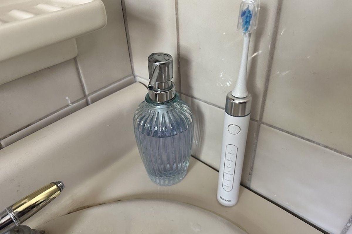 a photo of Bitvae S2 Smart Electric Toothbrush in a bathroom